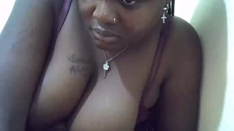 Queen cindy online show from November 2025 06:02:02 AM