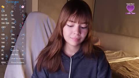 Dalia online show from November 2025 12:49:01 AM