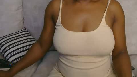 Snapshot of sweet_dellah54 chatting on March 2026 02:28:02 AM dellah online show from March 2026 02:28:02 AM
