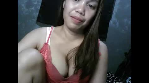 Snapshot of sweet_dianne08 chatting on April 2026 07:39:01 PM dianne online show from April 2026 07:39:01 PM