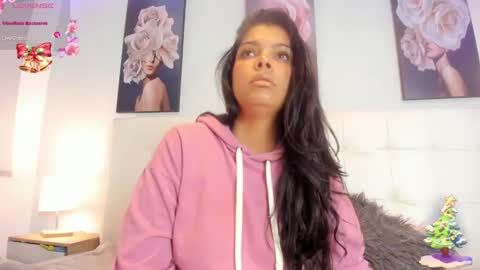 Snapshot of sweet_dreamses chatting on December 2024 03:26:01 PM Kendra online show from December 2024 03:26:01 PM