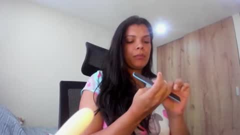 Kendra online show from January 2026 02:12:02 PM