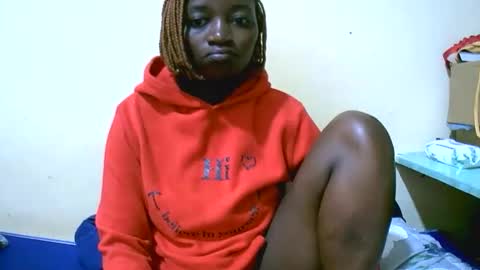 Snapshot of sweet_elena24 chatting on October 2025 03:34:02 AM shillah online show from October 2025 03:34:02 AM