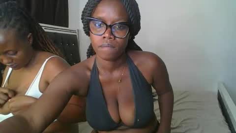 sweet_ella6 online show from April 2026 02:14:01 PM