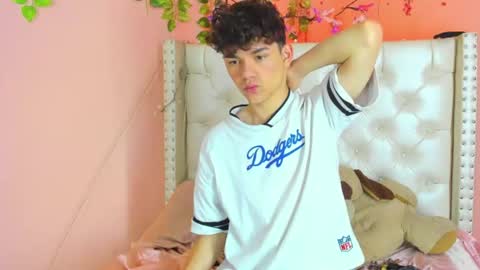 Felipe independent model online show from June 2026 05:53:02 AM