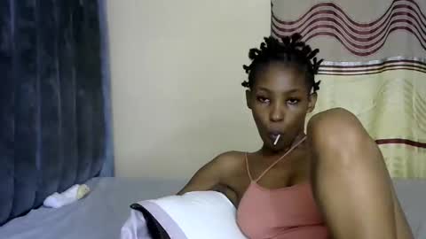 sweet_freaky online show from May 2026 04:09:02 AM