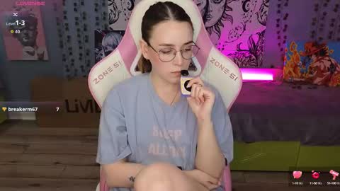 Alice online show from September 2025 04:01:01 AM