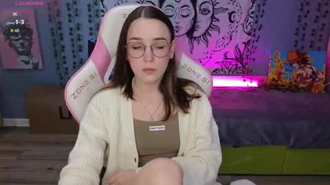 Alice online show from September 2025 02:55:02 AM