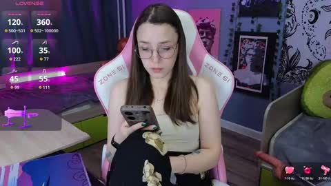 Alice online show from January 2026 04:38:01 AM