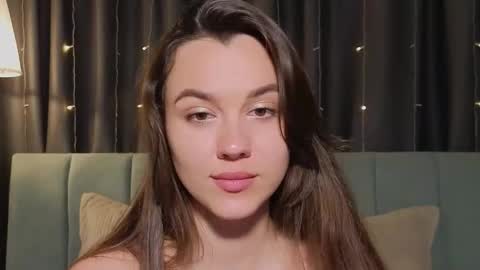 Snapshot of sweet_haeven chatting on May 2026 09:44:02 PM Im Mia.LOVELY PATTERNS 100 120 160 200 my toy buzzes from 2 tip online show from May 2026 09:44:02 PM