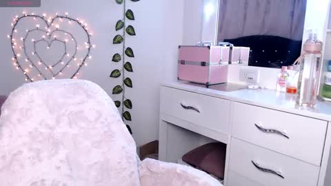 Snapshot of sweet_hannaah chatting on March 2026 10:53:01 AM Hannah online show from March 2026 10:53:01 AM