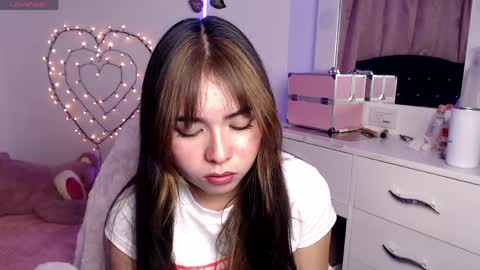 Snapshot of sweet_hannaah chatting on April 2026 03:11:01 AM Hannah online show from April 2026 03:11:01 AM