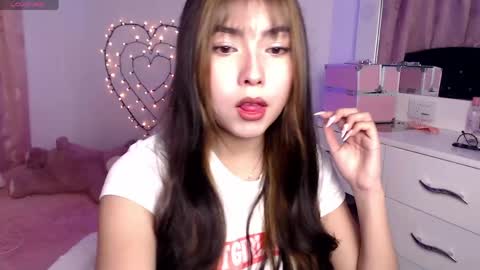 Snapshot of sweet_hannaah chatting on April 2026 03:01:02 AM Hannah online show from April 2026 03:01:02 AM