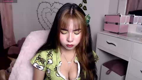 Snapshot of sweet_hannaah chatting on May 2026 09:26:01 AM Hannah online show from May 2026 09:26:01 AM