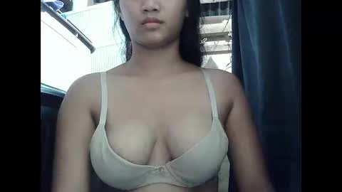 Snapshot of sweet_hazel25 chatting on December 2025 01:53:01 PM Hazel online show from December 2025 01:53:01 PM