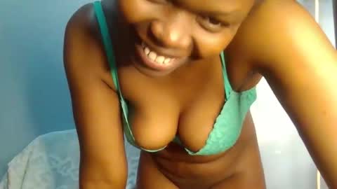 Snapshot of sweet_jamiie chatting on September 2025 04:08:02 PM jay online show from September 2025 04:08:02 PM