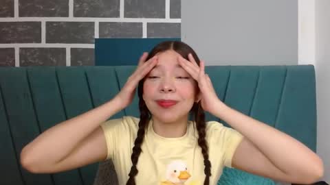 Snapshot of sweet_kitty_05 chatting on April 2026 12:35:01 AM sweet_kitty_05 online show from April 2026 12:35:01 AM