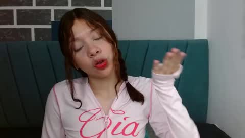 Snapshot of sweet_kitty_05 chatting on April 2026 11:36:02 PM sweet_kitty_05 online show from April 2026 11:36:02 PM