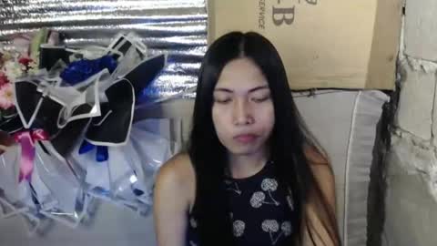 Snapshot of sweet_lady14 chatting on April 2026 02:47:01 PM sweet_lady14 online show from April 2026 02:47:01 PM