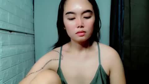 Snapshot of sweet_laika chatting on June 2026 02:11:02 AM LAIKA online show from June 2026 02:11:02 AM