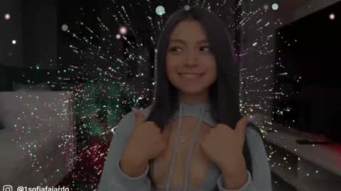 Snapshot of sweet_littleee chatting on February 2026 03:50:02 PM free private online show from February 2026 03:50:02 PM