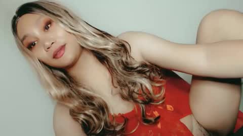 Snapshot of sweet_lover5 chatting on April 2026 07:45:01 AM SWEET LOVE online show from April 2026 07:45:01 AM