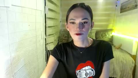 Snapshot of sweet_marry143 chatting on November 2025 06:45:01 PM marry online show from November 2025 06:45:01 PM