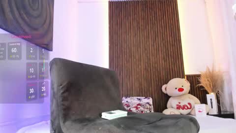 Melody online show from October 2025 10:10:01 PM