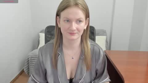 Mila online show from March 2026 12:47:01 AM