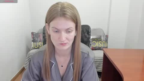 Snapshot of sweet_melody_of_ur_heart chatting on July 2026 05:50:02 PM Mila online show from July 2026 05:50:02 PM