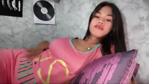 Snapshot of sweet_melonxxx chatting on April 2026 09:59:02 PM Melon online show from April 2026 09:59:02 PM