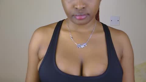 Snapshot of sweet_miah12 chatting on March 2026 06:44:02 PM Queen debby online show from March 2026 06:44:02 PM