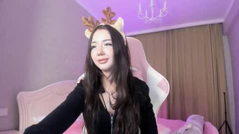 Snapshot of sweet_mikasa chatting on October 2025 12:52:02 PM Mikasa online show from October 2025 12:52:02 PM