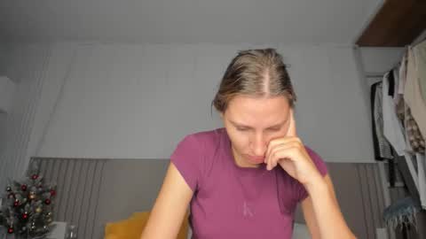 Snapshot of sweet_miss381 chatting on February 2026 01:24:02 AM Sofi online show from February 2026 01:24:02 AM