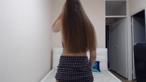 Snapshot of sweet_mood chatting on October 2025 06:19:02 PM Anna online show from October 2025 06:19:02 PM