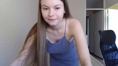 Snapshot of sweet_mood chatting on October 2025 10:50:01 AM Anna online show from October 2025 10:50:01 AM