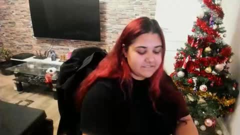 Snapshot of sweet_moommy chatting on December 2025 04:11:01 PM sweet_moommy online show from December 2025 04:11:01 PM