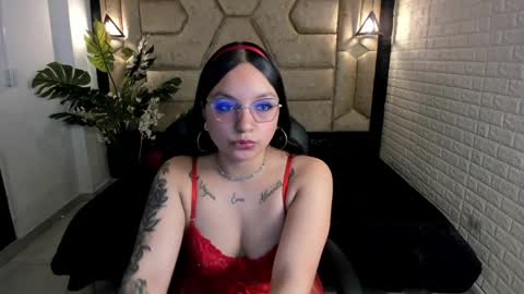 Snapshot of sweet_moon3 chatting on April 2026 09:28:02 PM sweet_moon3 online show from April 2026 09:28:02 PM