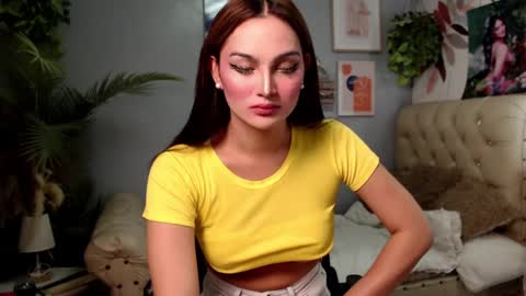 girlnamenicole online show from December 2024 12:54:01 AM