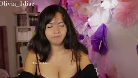 Snapshot of sweet_olivia1 chatting on June 2026 02:03:01 AM Olivia Diaz OnlyFans olivia diaz online show from June 2026 02:03:01 AM
