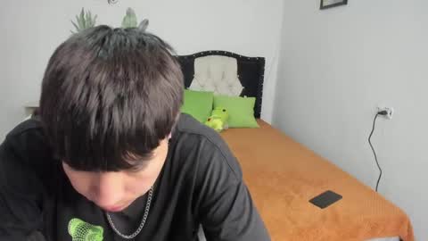Snapshot of sweet_paradisex5 chatting on April 2026 08:23:01 PM sweet_paradisex5 online show from April 2026 08:23:01 PM