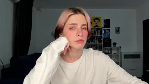 Snapshot of sweet_peach__ chatting on March 2026 06:46:02 PM kira online show from March 2026 06:46:02 PM