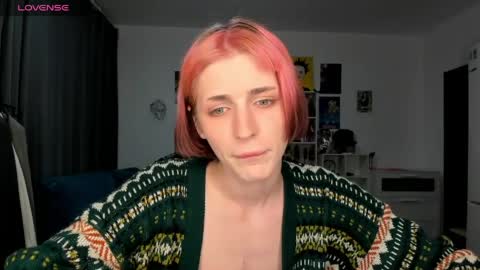 Snapshot of sweet_peach__ chatting on March 2026 08:36:01 PM kira online show from March 2026 08:36:01 PM