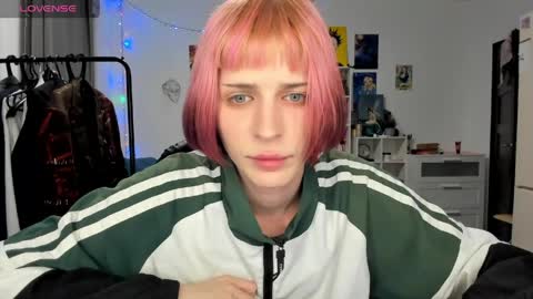 Snapshot of sweet_peach__ chatting on April 2026 07:47:01 PM kira online show from April 2026 07:47:01 PM