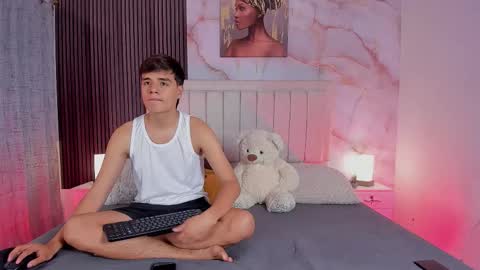 Petter online show from November 2025 12:50:02 PM