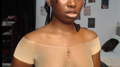 Nancy online show from November 2025 07:52:02 AM