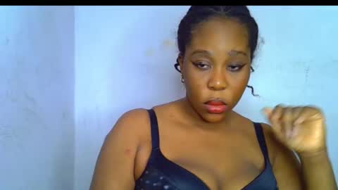 Snapshot of sweet_pussygirl474589 chatting on September 2025 06:51:02 AM Ayana online show from September 2025 06:51:02 AM