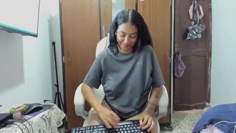sweet_robyn online show from March 2025 09:18:02 PM