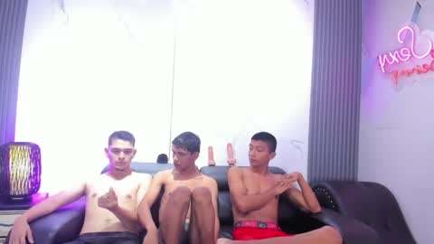 Snapshot of sweet_sexxxx chatting on May 2026 12:32:02 PM sweet_sexxxx online show from May 2026 12:32:02 PM