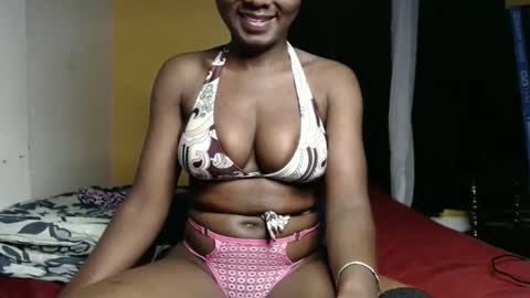 ellanah Tracie online show from January 2025 06:54:02 PM